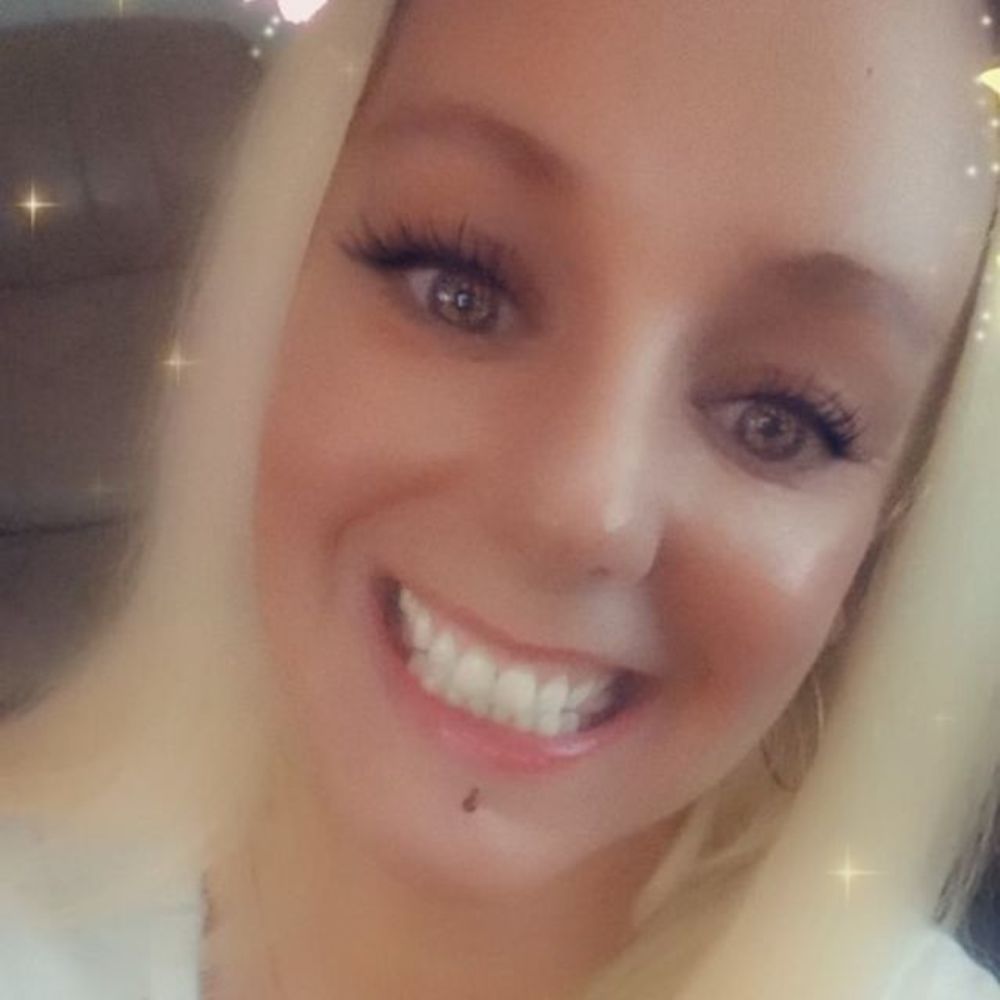 Meet your Posher, Tiffanie